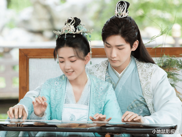 月光变奏曲|影视热播榜更新！月光变奏曲跌到第2，爱上特种兵第5，榜首大换血