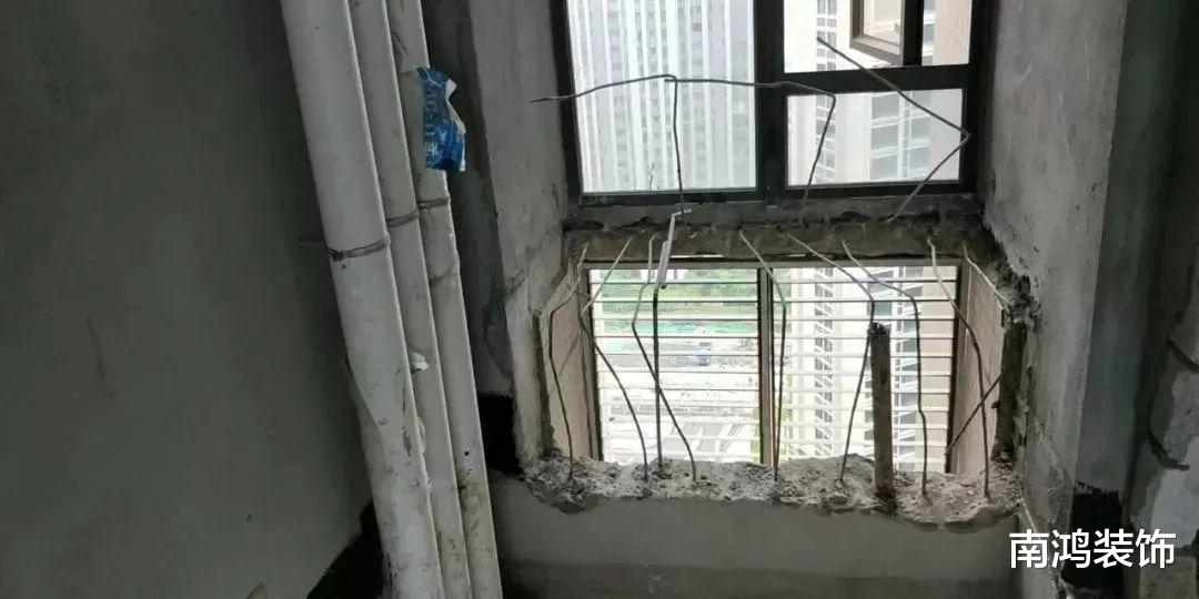 麻了，居然会有人去敲承重墙？！