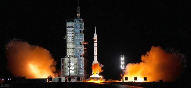 飞行员 航天飞行梦想：从飞行员到航天员，金秋十月天上摘星星