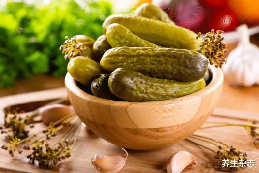 养生杂志|血液的“稀释剂”已找到,不是菊花茶,每天吃一点,扫清血管绊脚石