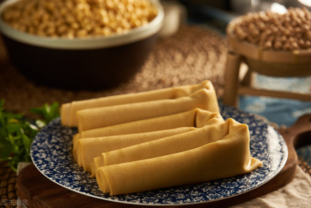 骨质疏松|骨骼“保护伞”找到了,海鲜排第三,排在第一常被我们忽视了