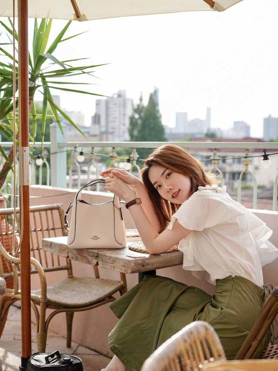 何有强|夏季，过了30、40岁如何穿？与其打扮洋气，还不如穿得干净又舒适