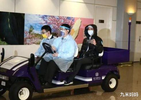 台湾|王力宏一身黑衣抵达台湾，这几年，台湾已然成为劣迹艺人的避难所