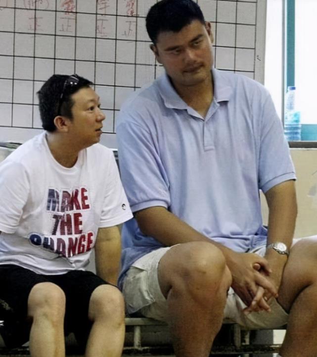 篮球|当你看了普通人和NBA球星对比照后，你的篮球梦也许就破碎了