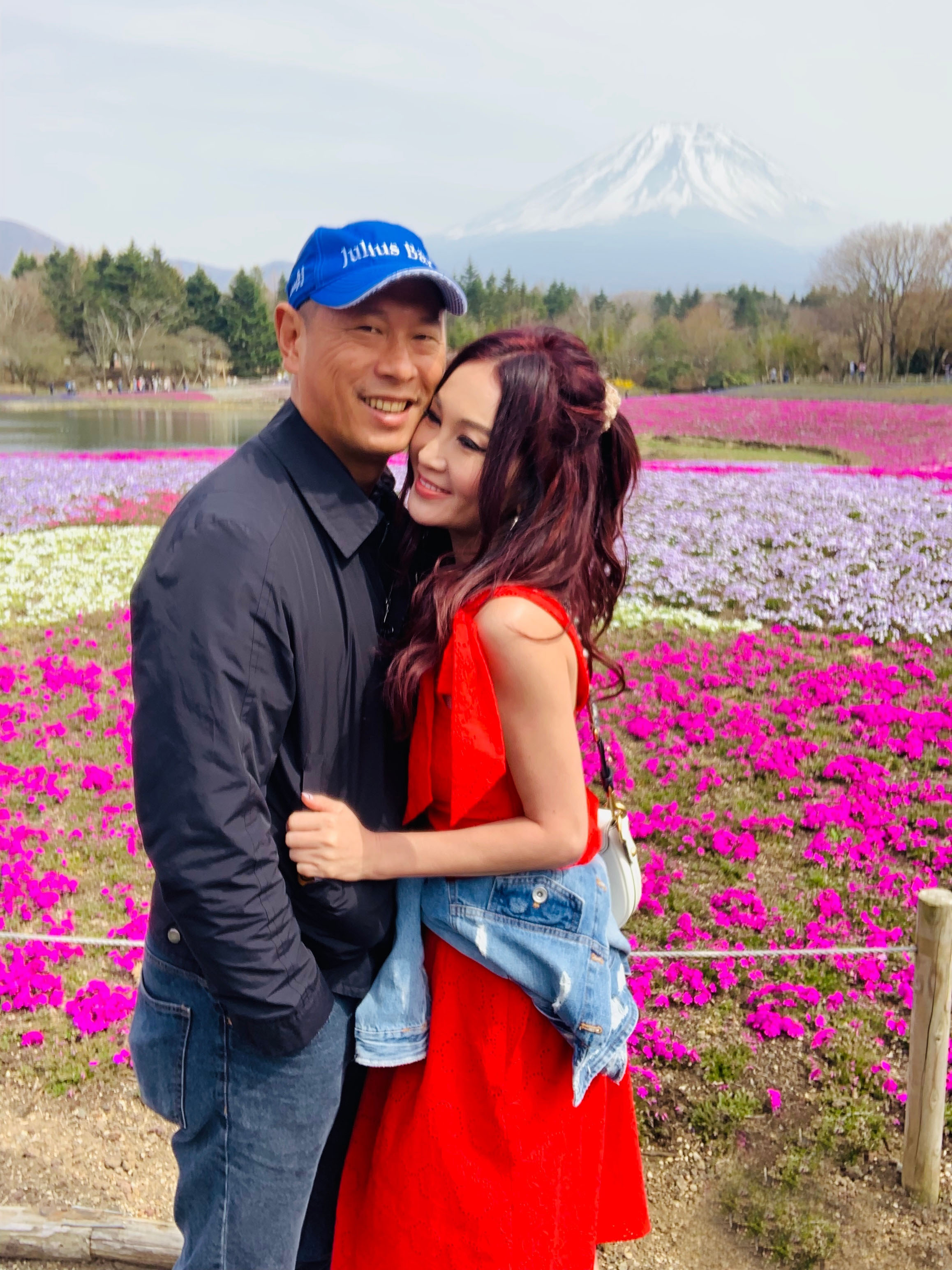 温碧霞|温碧霞：与丈夫收养南京孤儿做儿子，丈夫谎言温暖她一生