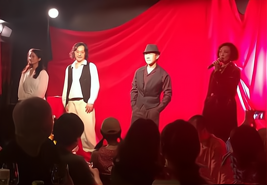 赵立新|《突围》被AI换脸的赵立新，落魄到酒吧表演，都是自找的