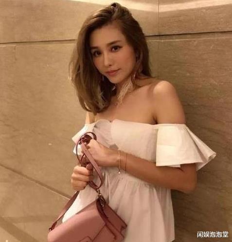 赵子易|“狗保姆”熬走多任女友,人仗狗势的赵子易,和王思聪是啥关系?