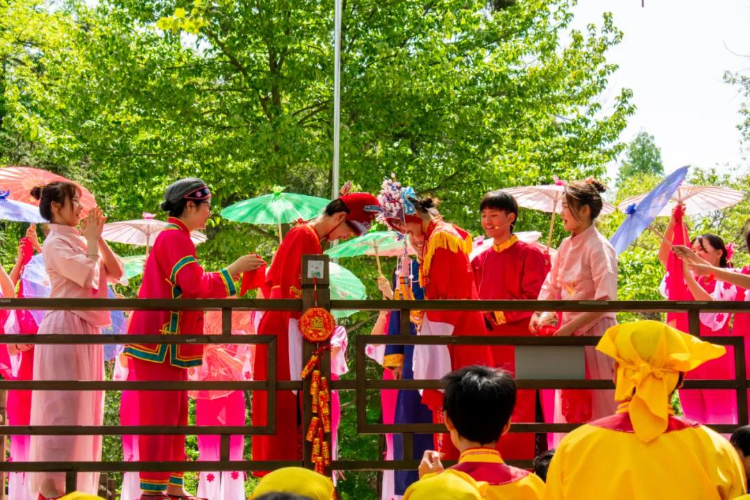 新报业传媒 立夏 鸡公山景区“五一”小长假完美收官