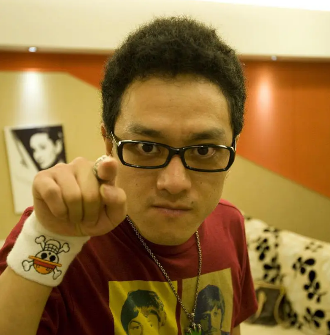 赵英俊|赵英俊遗书暗藏秘密，熬夜引发肝癌，一周前病情恶化，遗愿竟是