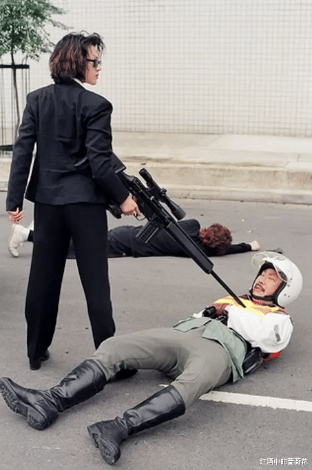 华晨宇|出身戏剧世家，有颜值有演技却无主角命，50岁康华今年仍单身