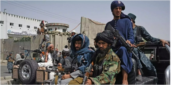 塔利班|承诺都是假的?塔利班对罪犯采取极端刑罚,民众:害怕到不敢出门