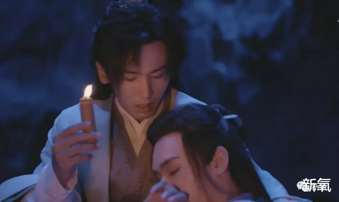 张哲瀚|刚成顶流就被爆女友，脱粉回踩疯狂爆料，但女友也太好看了吧！