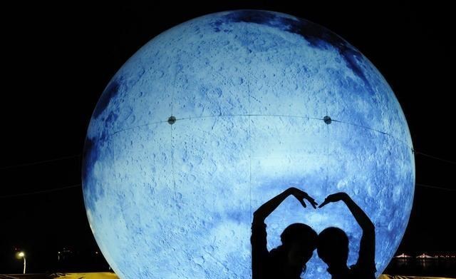 史蒂文·温伯格 “人造月亮”计划，比月亮亮8倍，现在为何没人提及了?？