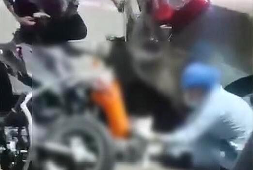 啵啵经 可恨！惠州一路虎司机深夜醉驾，连撞6车致1死2伤，现场一片狼藉