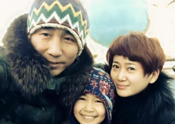 张卫健|《追光吧》热播：七位嫂子齐亮相，嫂子们颜值差距大