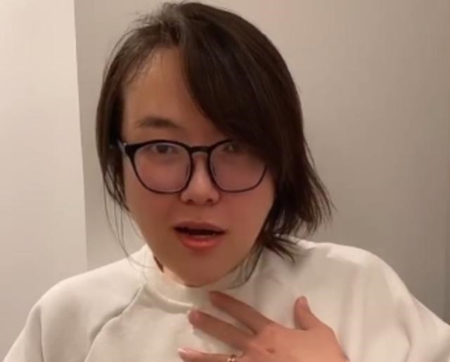 浪胃仙|网红“浪胃仙”外貌越来越像女生，近照中化浓妆做指甲，真是无语