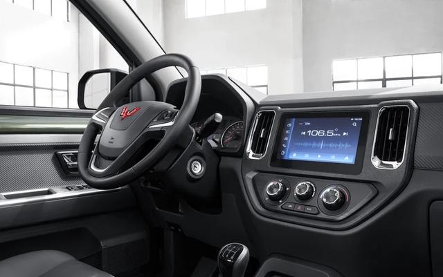 五菱|终于来了：全球首款钓鱼车正式预售，预售价5.98万起！