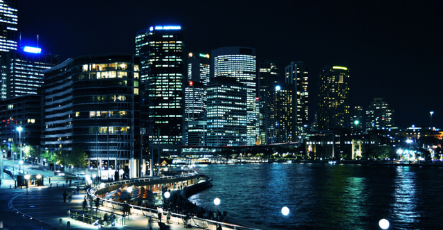 上海市 中国夜景“最美”的4座城市，一座比一座漂亮，你的家乡可否上榜