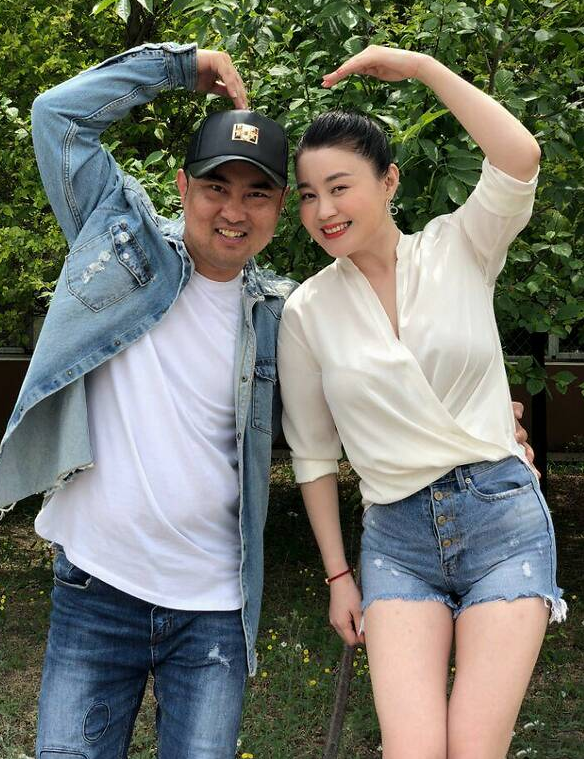 赵本山|赵本山最美女徒弟关婷娜，多年旧照曝光，难怪被重点培养