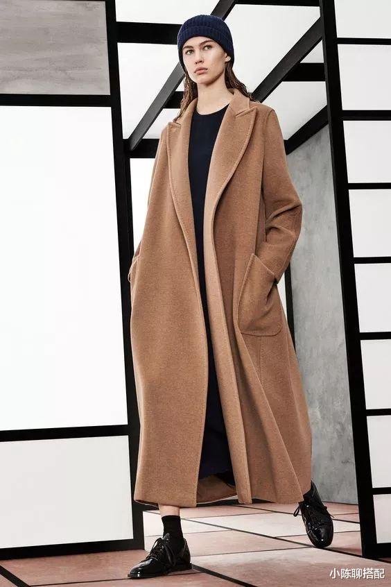 香菇 讲究“品质感”穿搭的女人,冬天这么穿,时髦又有高级感