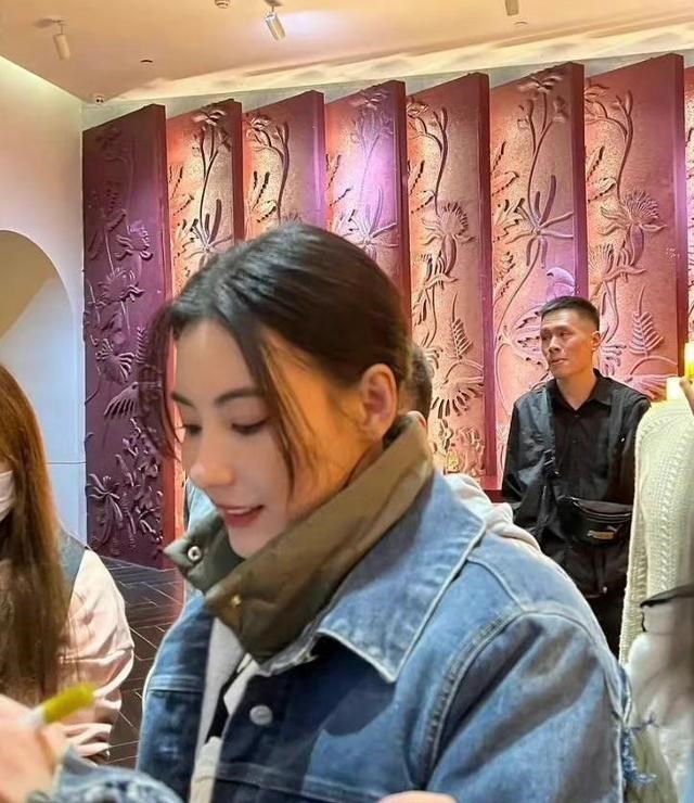 张柏芝|41岁张柏芝生图被爆出，面部肿胀状态不佳，网友问：发生了什么？