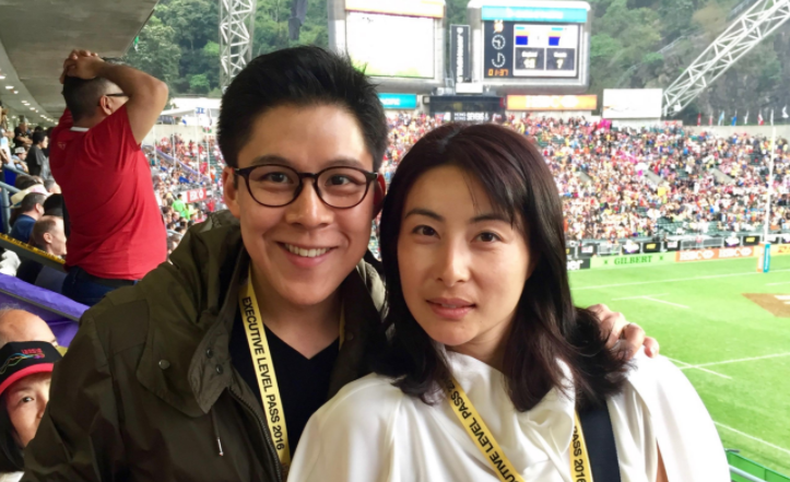 郭晶晶|郭晶晶晒4大冠军合影，发文撒狗粮！张怡宁看起来很疲惫，许昕马龙肩并肩