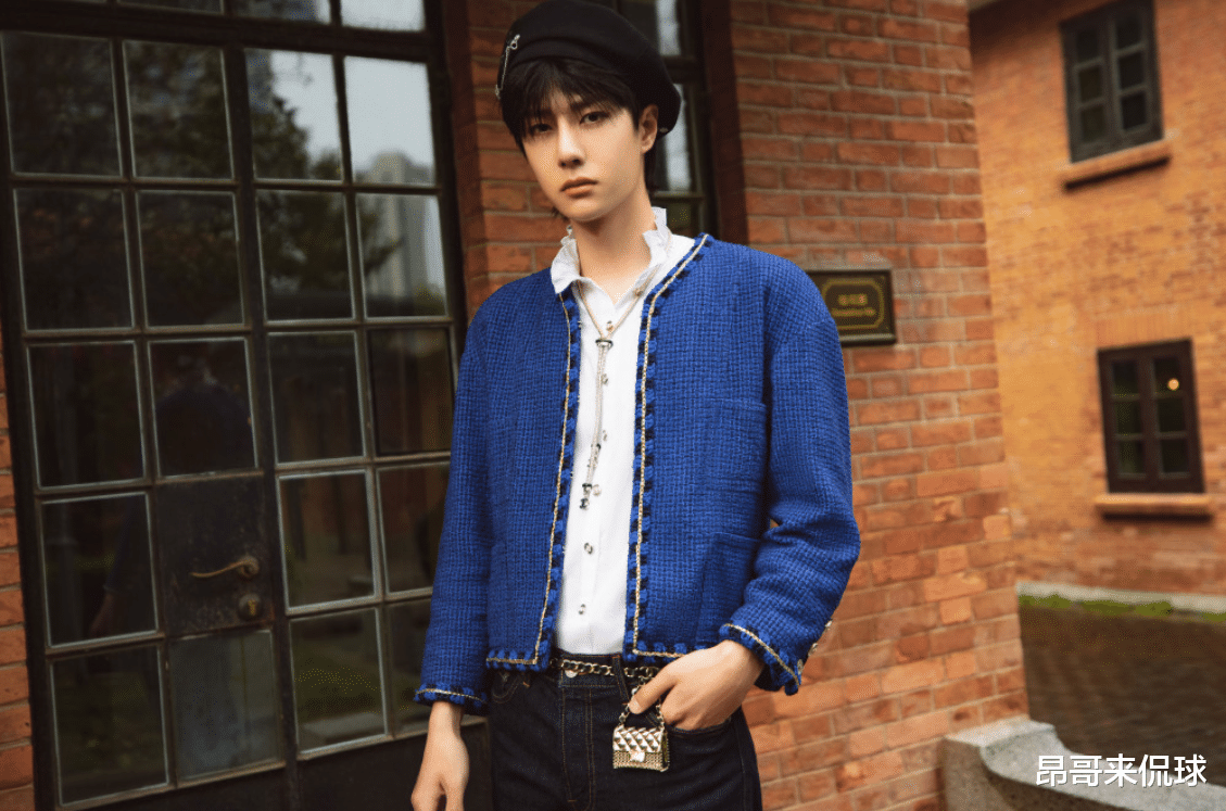 微博之夜|微博之夜珠宝大比拼，吴亦凡百万胸针，黄子韬远胜王一博