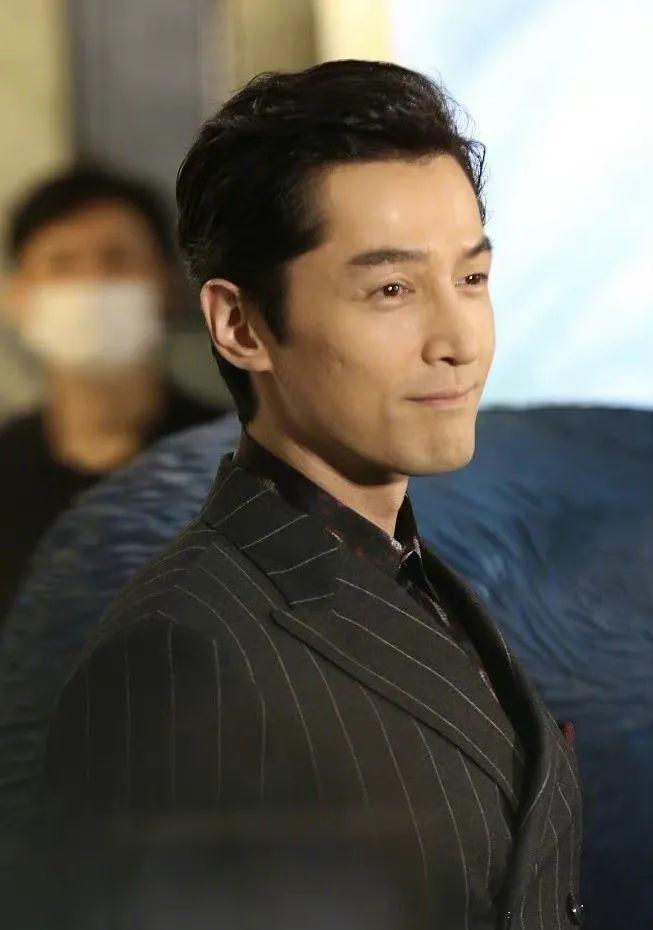 张若昀|胡歌母亲：干涉儿子两段恋情致他单身至今，带着对儿子的牵挂离世