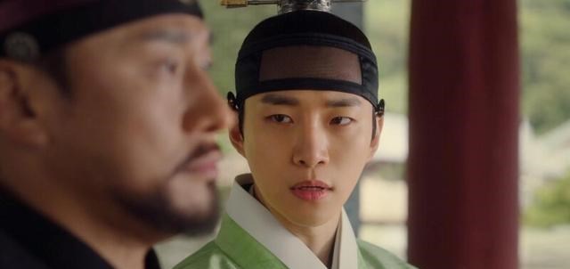 衣袖红镶边|《衣袖红镶边》登上韩剧TOP1，李俊昊超可爱、献橘子示爱遭拒