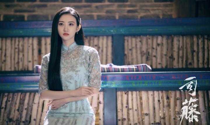 孙艺珍|33岁景甜演技饱受嘲讽!演奇幻剧扮外星人被夸“终于找对戏路”