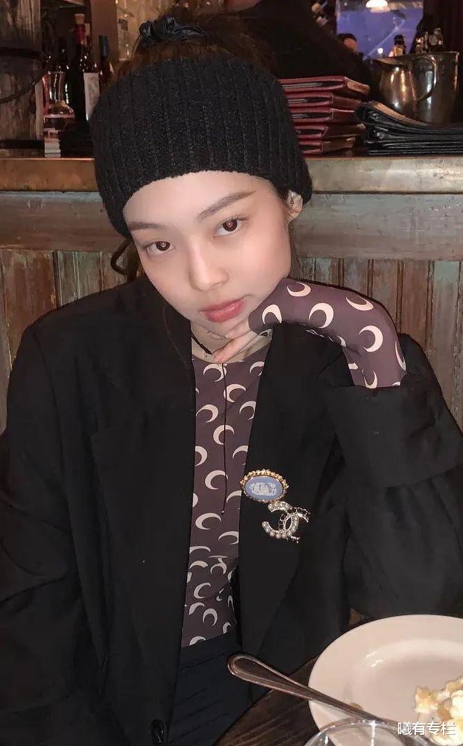 blackpink|南韩女团BLACKPINK造型壕出天际，衣服首饰里扯出哪些资源暗战？