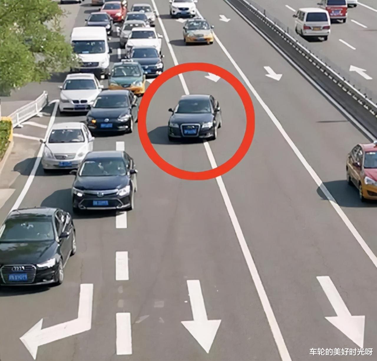 驾驶 压实线多远变道不会被拍,规定多少米吗