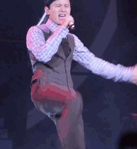 张杰|谢娜和张杰，10年的婚姻就是一场游戏，他们的故事比你想象的悲惨