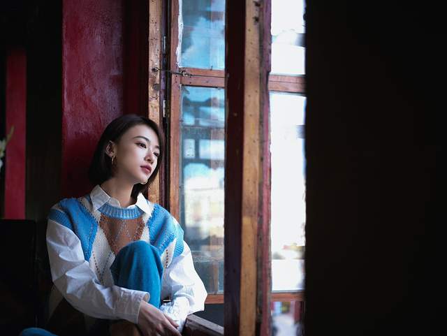 吴谨言|刚出道就搭档章子怡，28岁一炮而红，9年不吃晚饭，今瘦成皮包骨