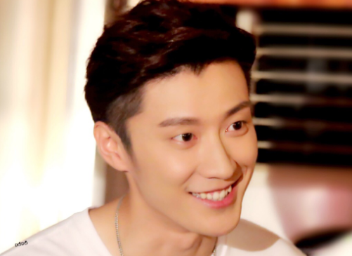 金·卡戴珊|“自杀身亡”的7位明星，一个比一个年轻，别怀疑这位也是！