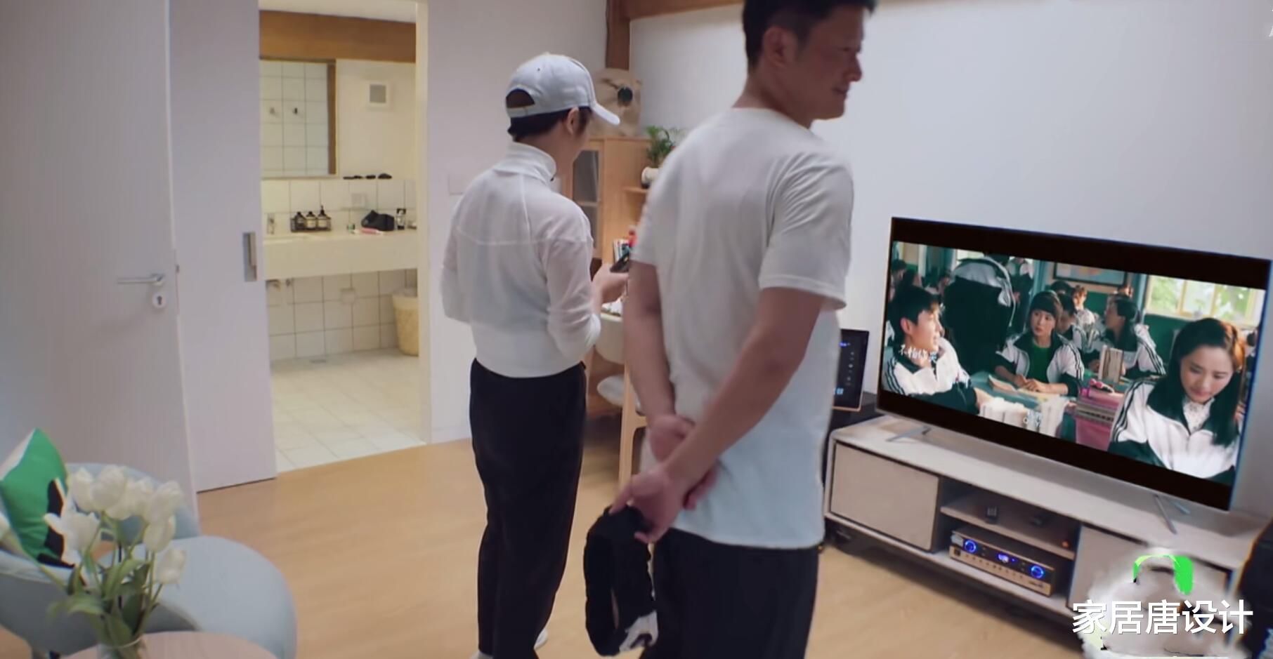 家居唐设计 吴京和妻子一起上节目，网友：这不是在工作，是在度假秀恩爱！