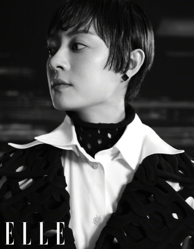 时尚风行派 孙俪在时尚圈突飞猛进！穿黑白装美出新高度，绝美颜值真不浪费了