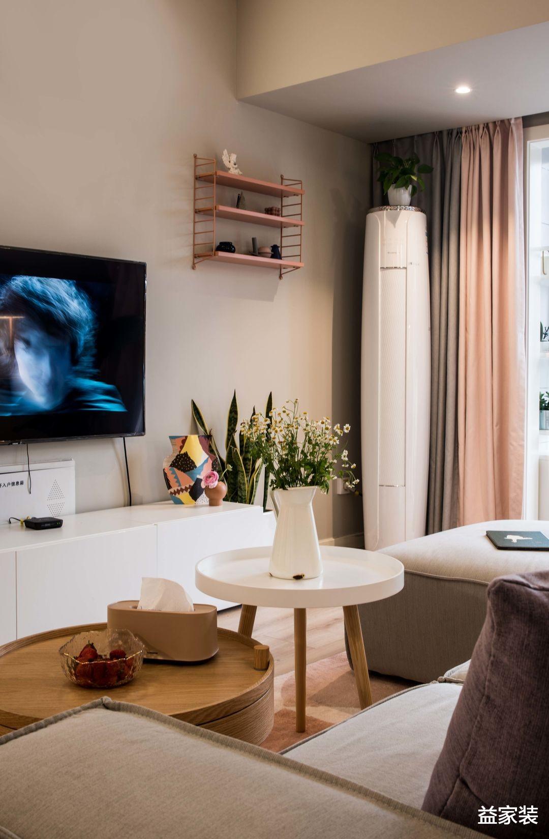 粉色打造的二人世界，用实力扭转空间，打造独特甜蜜风格