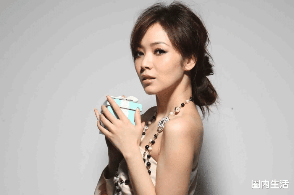 侯佩岑|主播心生离婚想法？周杰伦和老婆昆凌以及侯佩岑的故事再引发热议