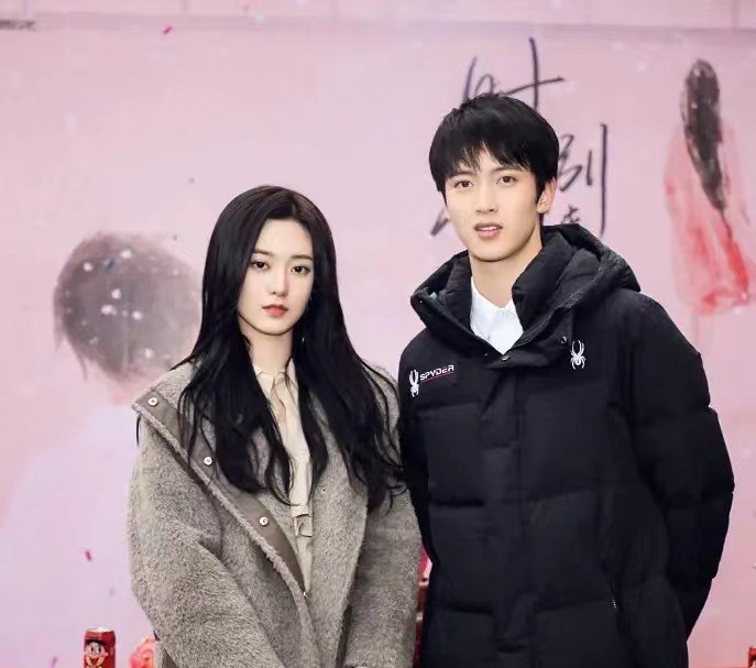 姜颠|“腹泻式”放完全集，这部新剧的勇猛，给多少国产剧打了个样