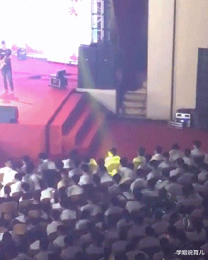 学姐说育儿|“早上在公园发现的,这里是不是发生了大战啊?”哈哈哈!