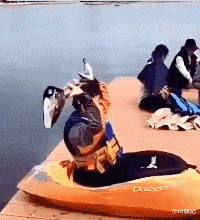 小叶娱记 “前女友发照片跟我炫耀,说在路虎车里,怎么看着不像呢?”