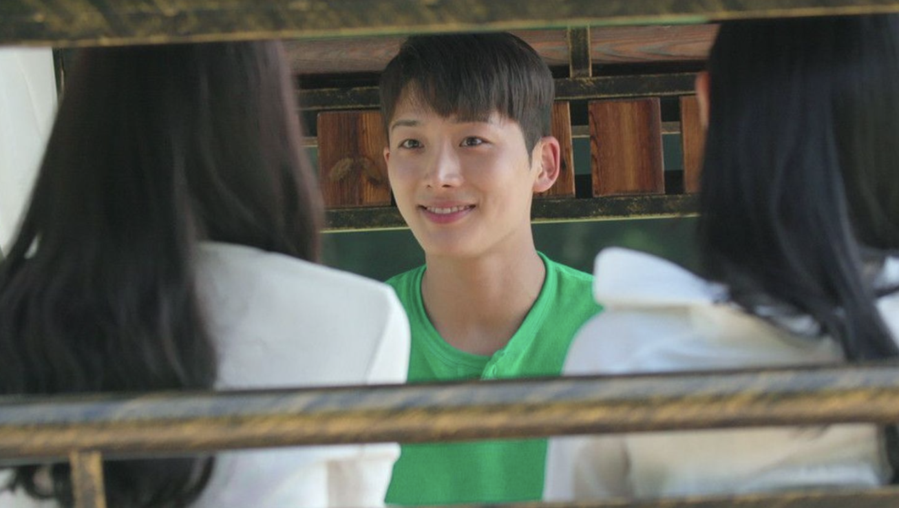 单身即地狱|《单身即地狱》:宋智雅被两大男神夹攻、这对被抓包的是现实情侣