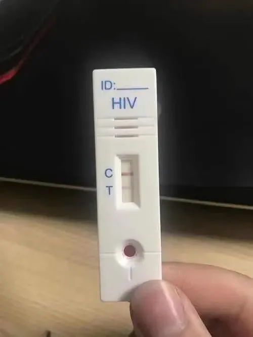 艾滋病患者自述——让我们拥抱爱