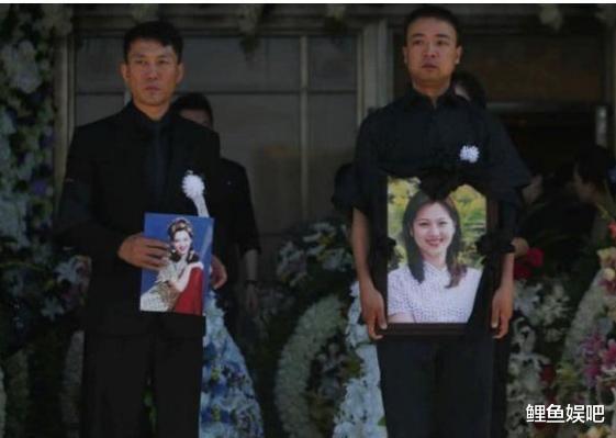 王欢|央视女主持王欢：突然“消失”观众还以为离职了，没想到香消玉殒