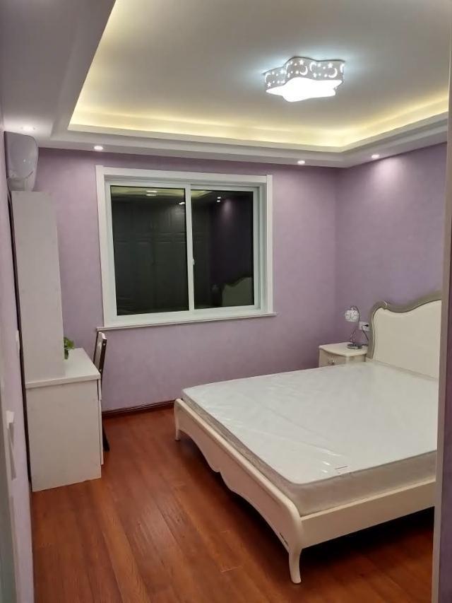 亲弟弟给我家装修,硬是要给阳台“抬高10cm”!效果让人吃惊