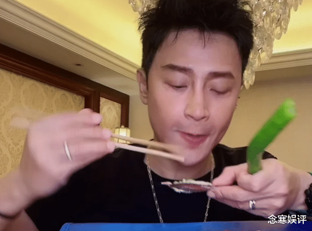 陈志朋|卖66元一斤草莓被嫌贵后，陈志朋改卖99元一盒帝王蟹，还是翻车了