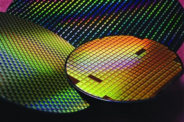 新能源|给梁孟松等人发2000万奖金 中芯国际有点难：背负22亿成本