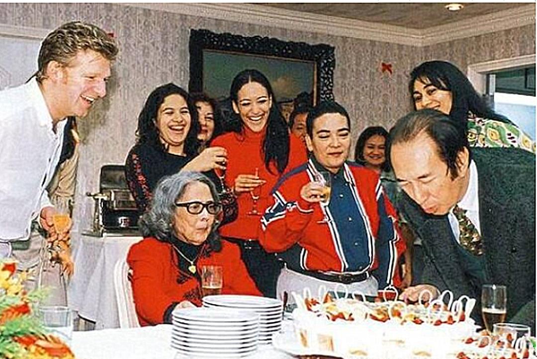 娱乐星奇葩说|从小白到纵横家，赌王三太陈婉珍坦言感谢二太蓝琼缨的一手栽培