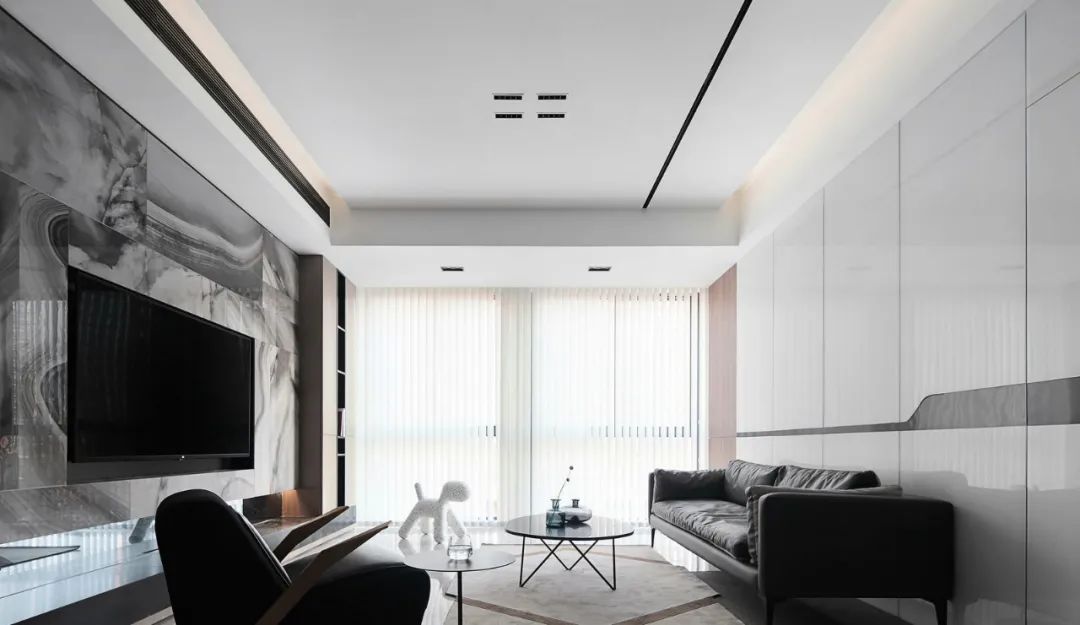 黑白灰+大理石：他家完美演绎都市里的极简生活！